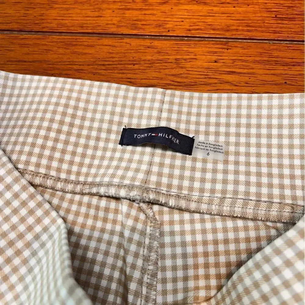 NWOT Tommy Hilfiger Tan & White Checked Stretch Shorts Size 6 #SUM7
